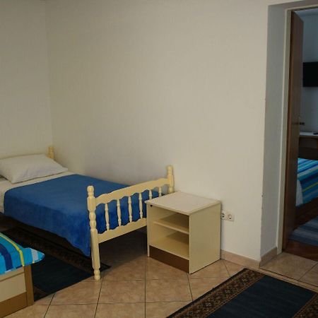 Apartments Zdravko - 150 M From Sandy Beach Duće Dış mekan fotoğraf