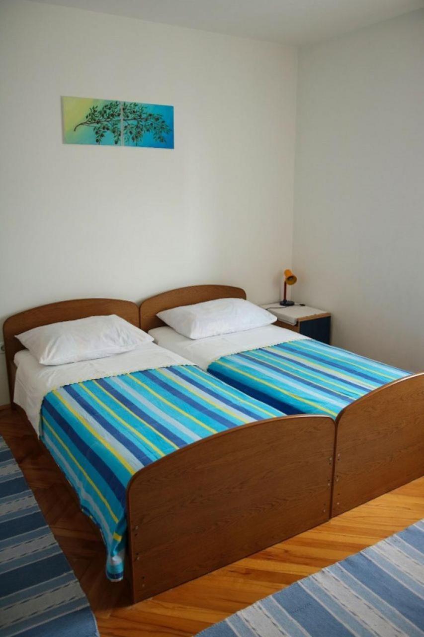 Apartments Zdravko - 150 M From Sandy Beach Duće Dış mekan fotoğraf