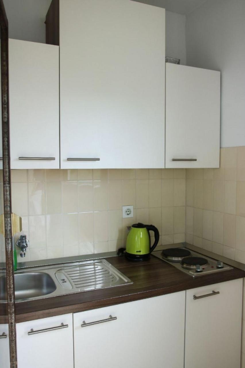 Apartments Zdravko - 150 M From Sandy Beach Duće Dış mekan fotoğraf