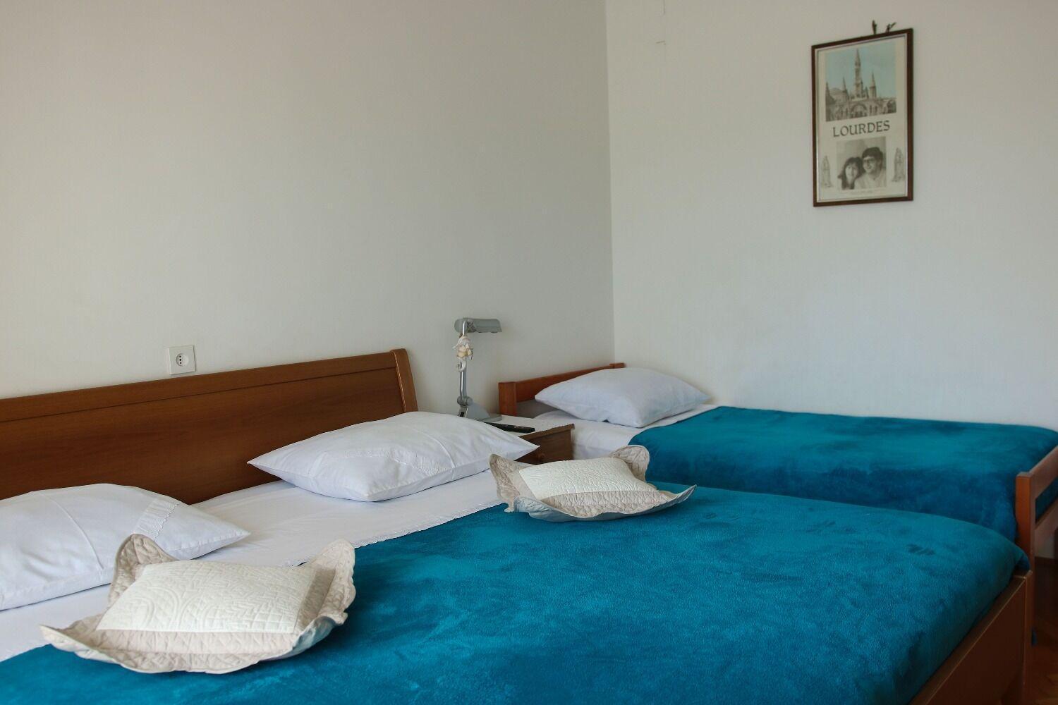 Apartments Zdravko - 150 M From Sandy Beach Duće Dış mekan fotoğraf