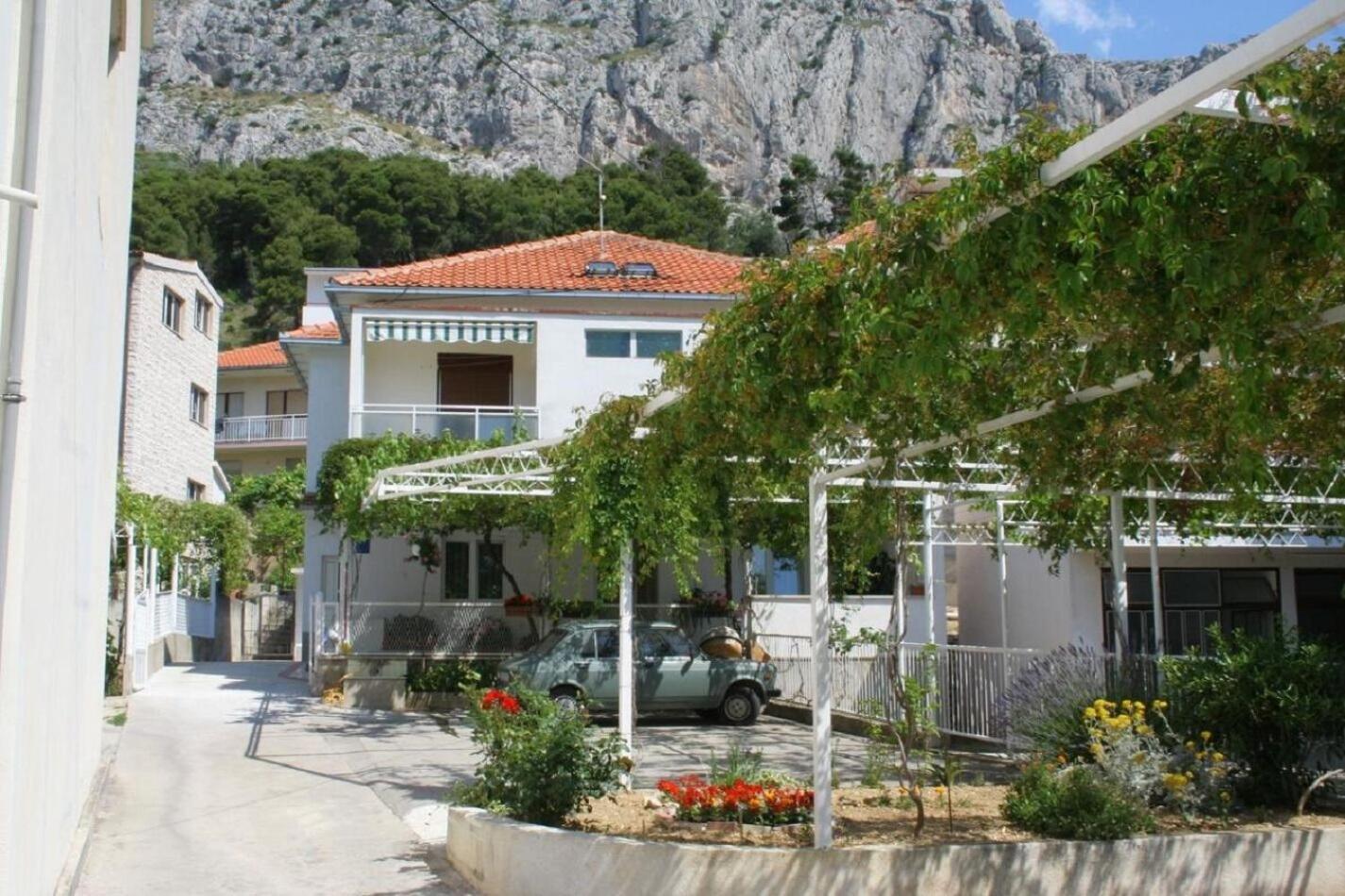 Apartments Zdravko - 150 M From Sandy Beach Duće Dış mekan fotoğraf