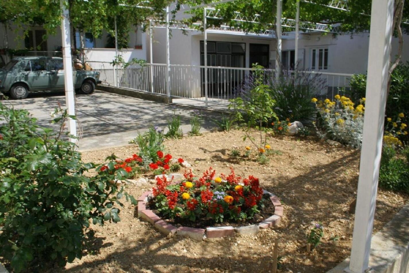Apartments Zdravko - 150 M From Sandy Beach Duće Dış mekan fotoğraf